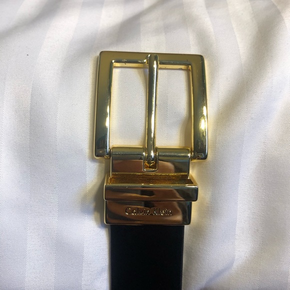 Calvin Klein Reversible Belt Size Large - Picture 3 of 6